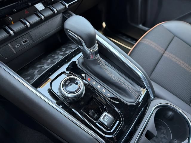New 2026 GMC Canyon AT4 AWD/4WD image 15