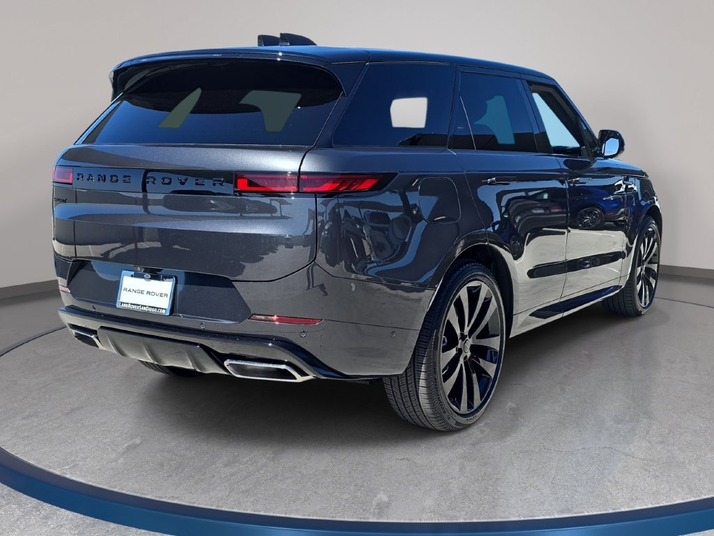 New 2027 Land Rover Range Rover Sport Dynamic SE AWD/4WD image 5