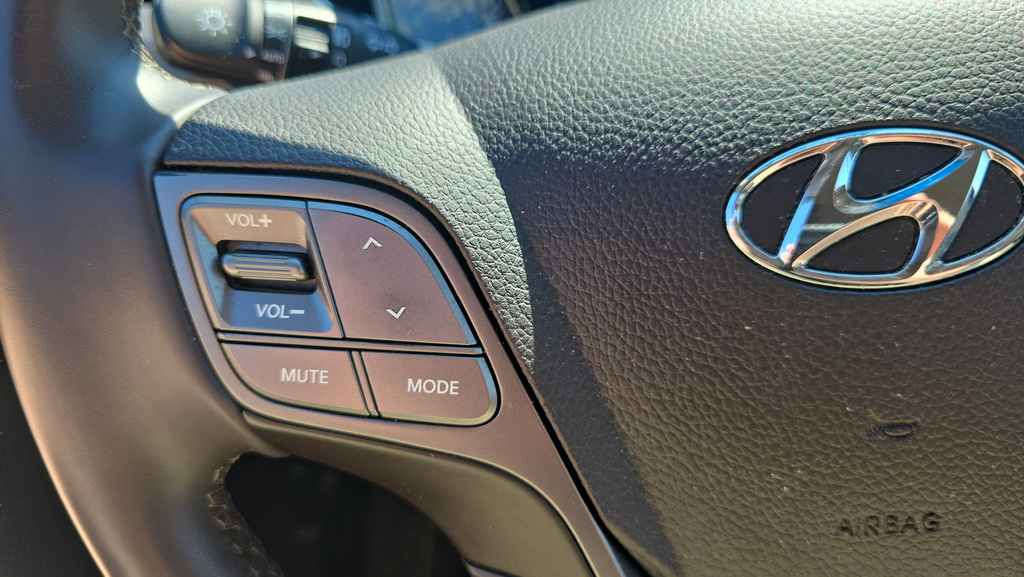 Used 2017 Hyundai Santa Fe Sport AWD/4WD image 23