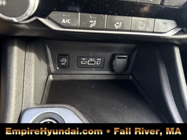 Used 2024 Nissan Sentra SV image 24