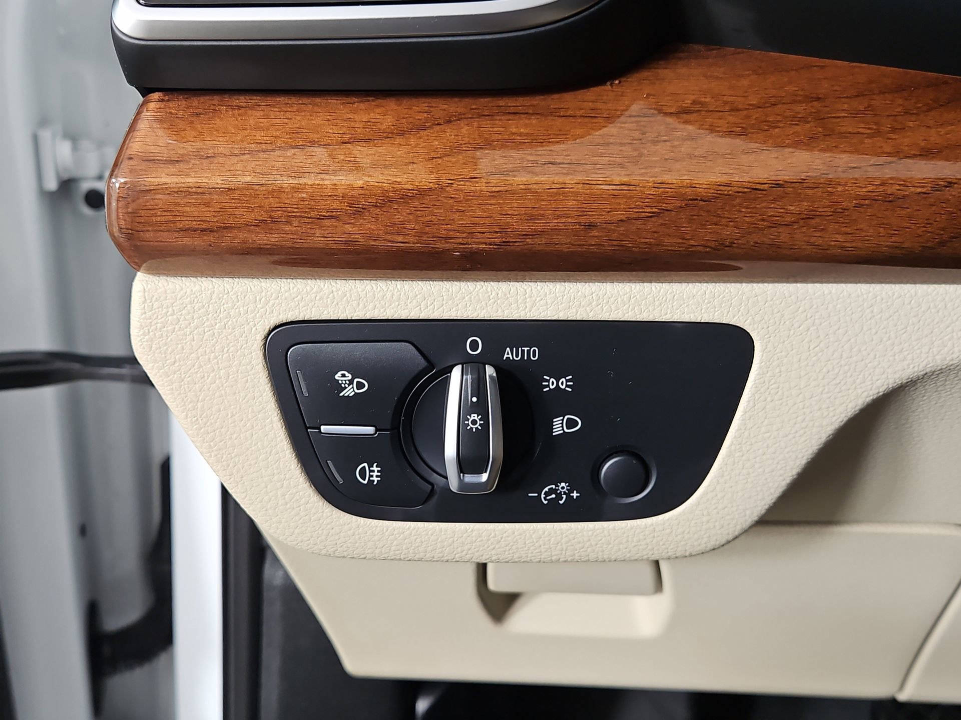 Certified 2023 Audi Q5 2.0T Premium Plus w/ Premium Plus Package image 25