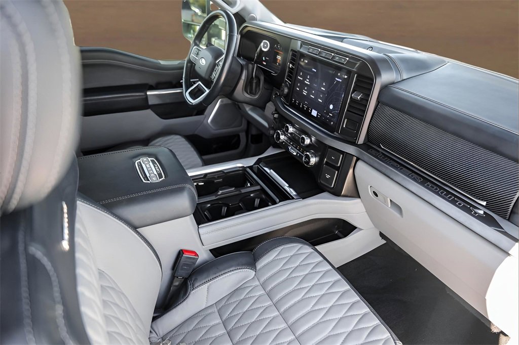 Used 2024 Ford F250 Limited w/ FX4 Off-Road Package image 33