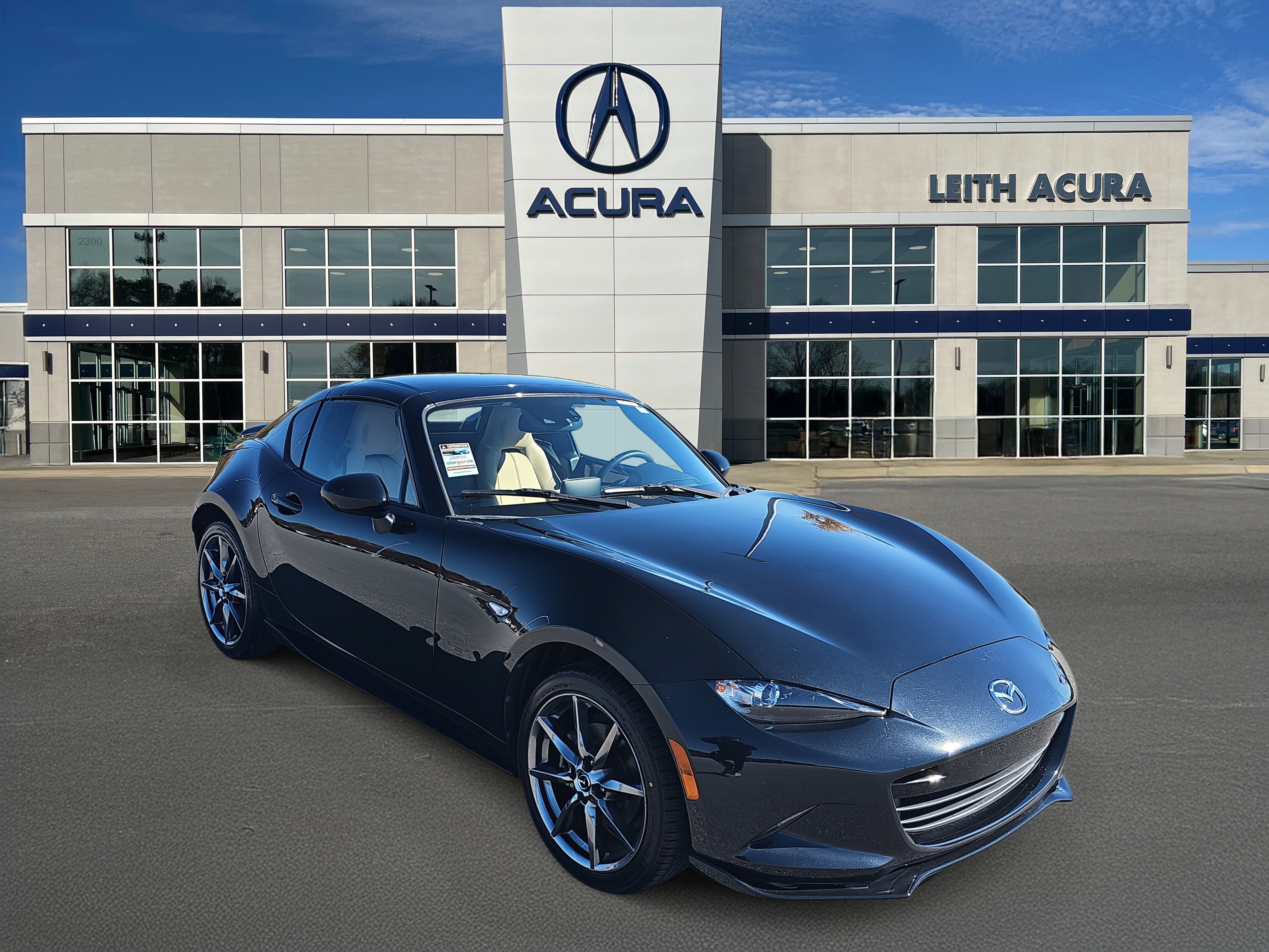 Used 2017 MAZDA MX-5 Miata RF Grand Touring image 1
