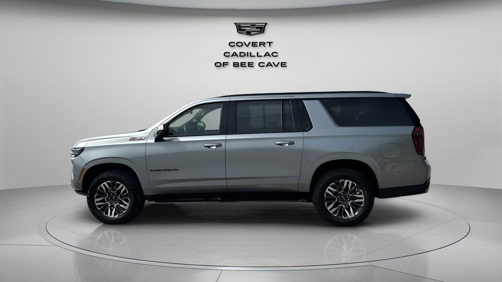 Used 2025 Chevrolet Suburban Z71 image 5