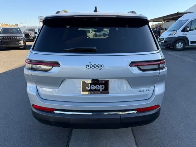 New 2025 Jeep Grand Cherokee L Limited w/ Luxury Tech Group II RWD image 5