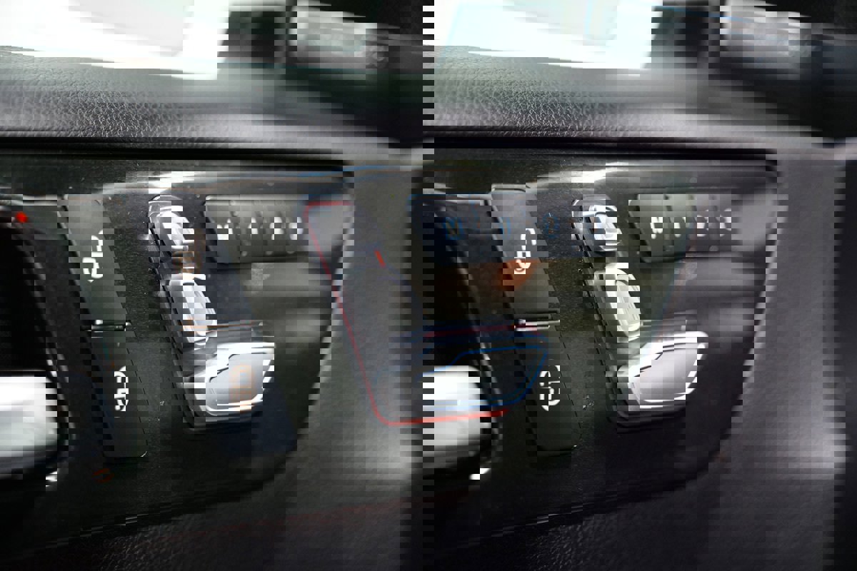 Used 2019 Mercedes-Benz GLS 450 4MATIC image 18