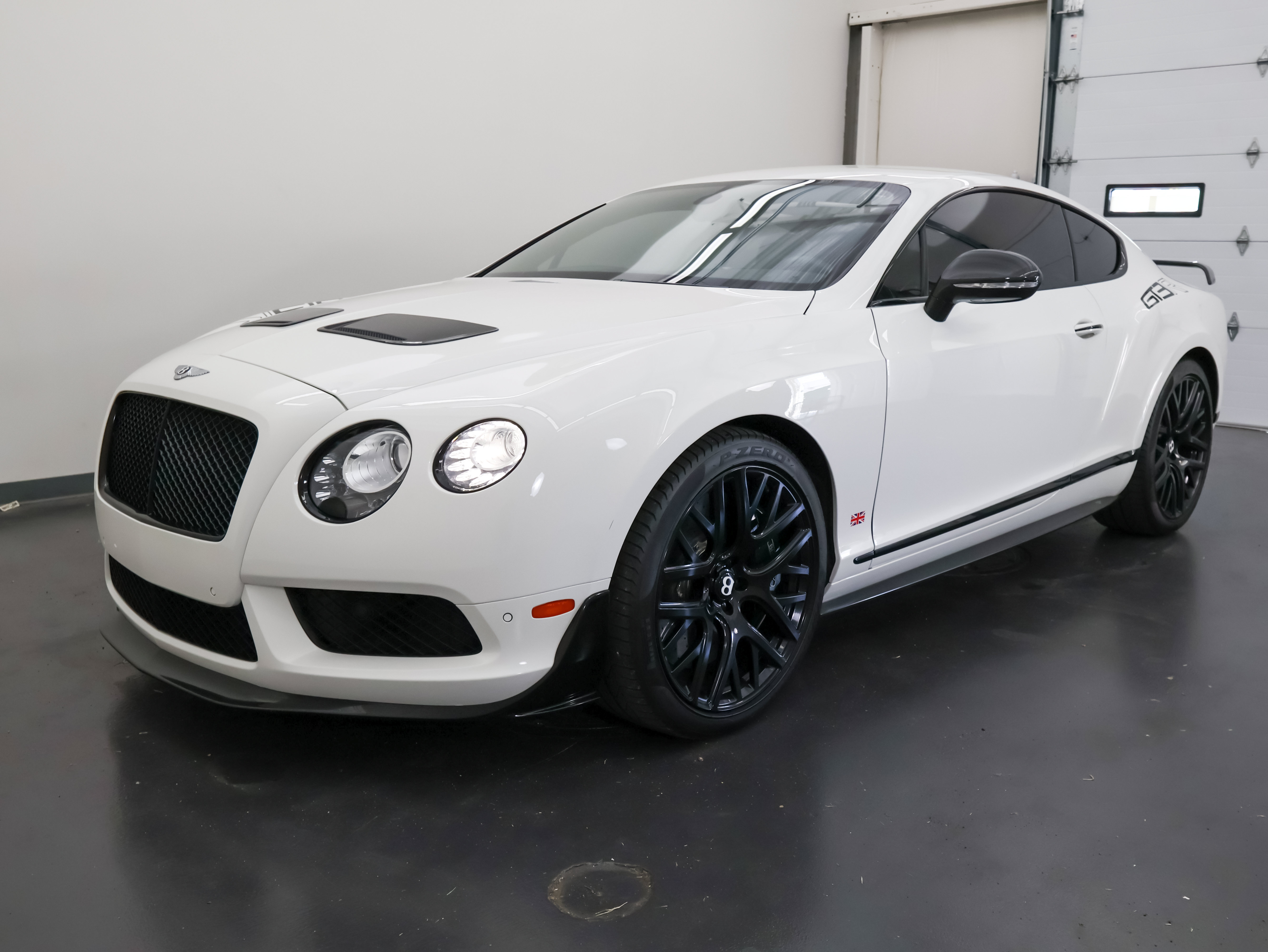 Used 2015 Bentley Continental GT3-R AWD/4WD image 7