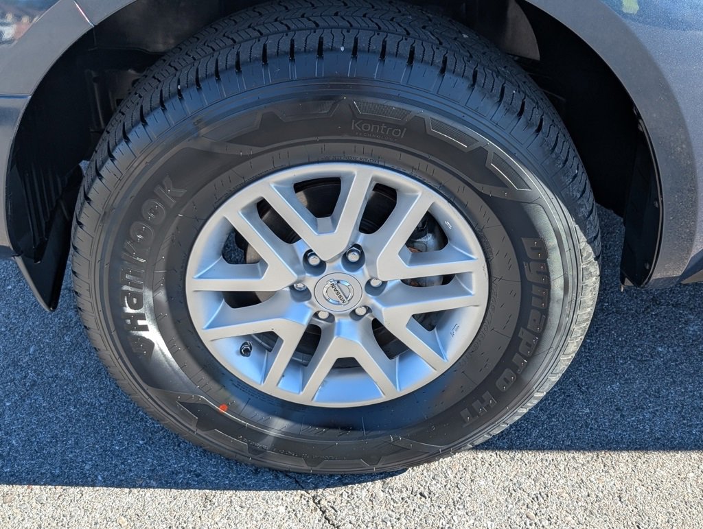 Used 2015 Nissan Frontier SV image 23