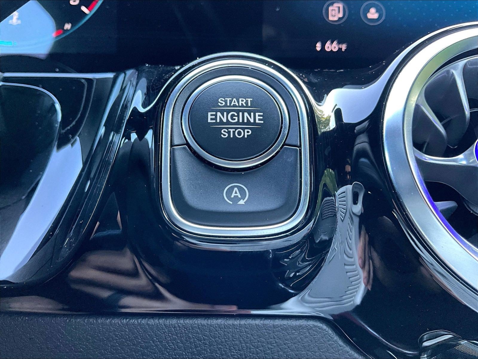 Used 2021 Mercedes-Benz GLA 250 4MATIC image 37