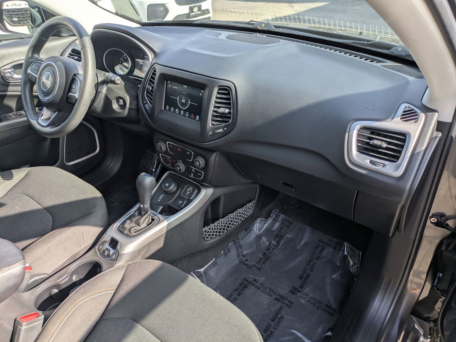 Used 2020 Jeep Compass Sport image 28