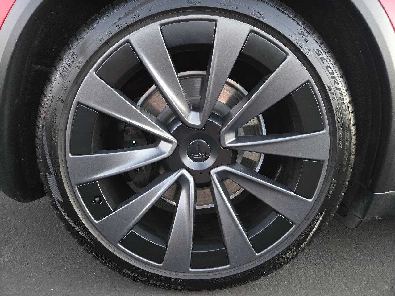 Used 2022 Tesla Model X Plaid image 17