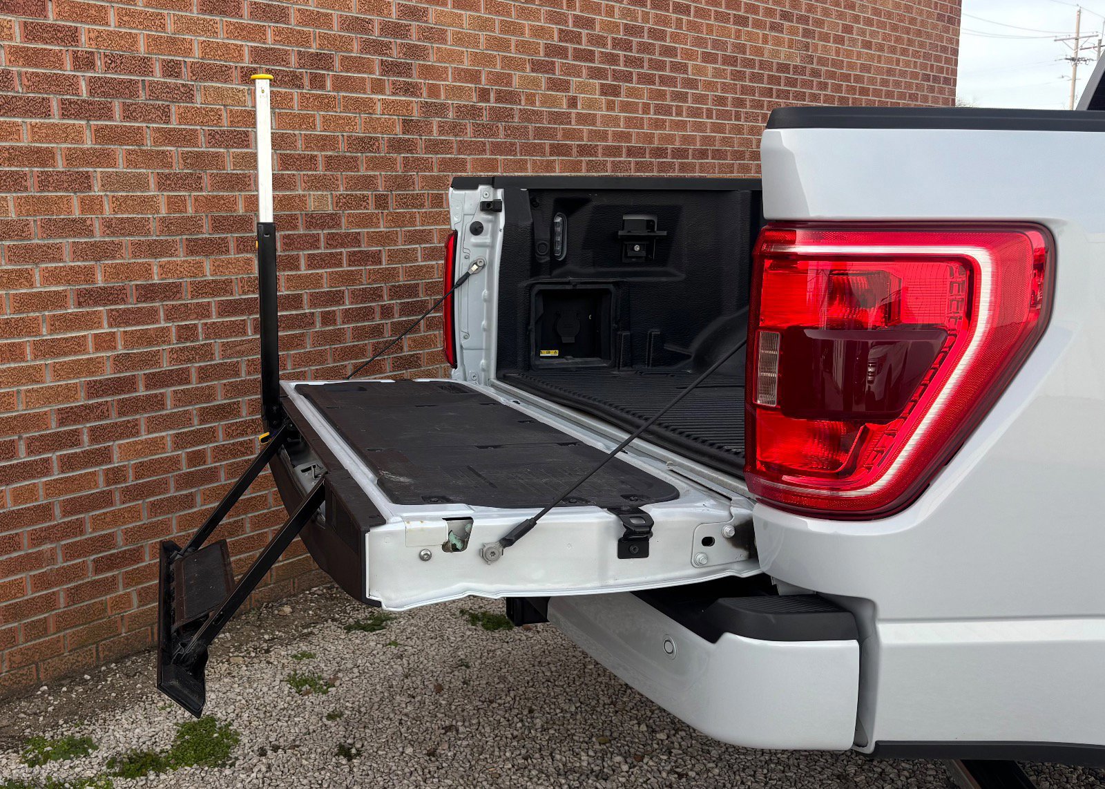 Certified 2022 Ford F150 XLT w/ Equipment Group 302A High image 7