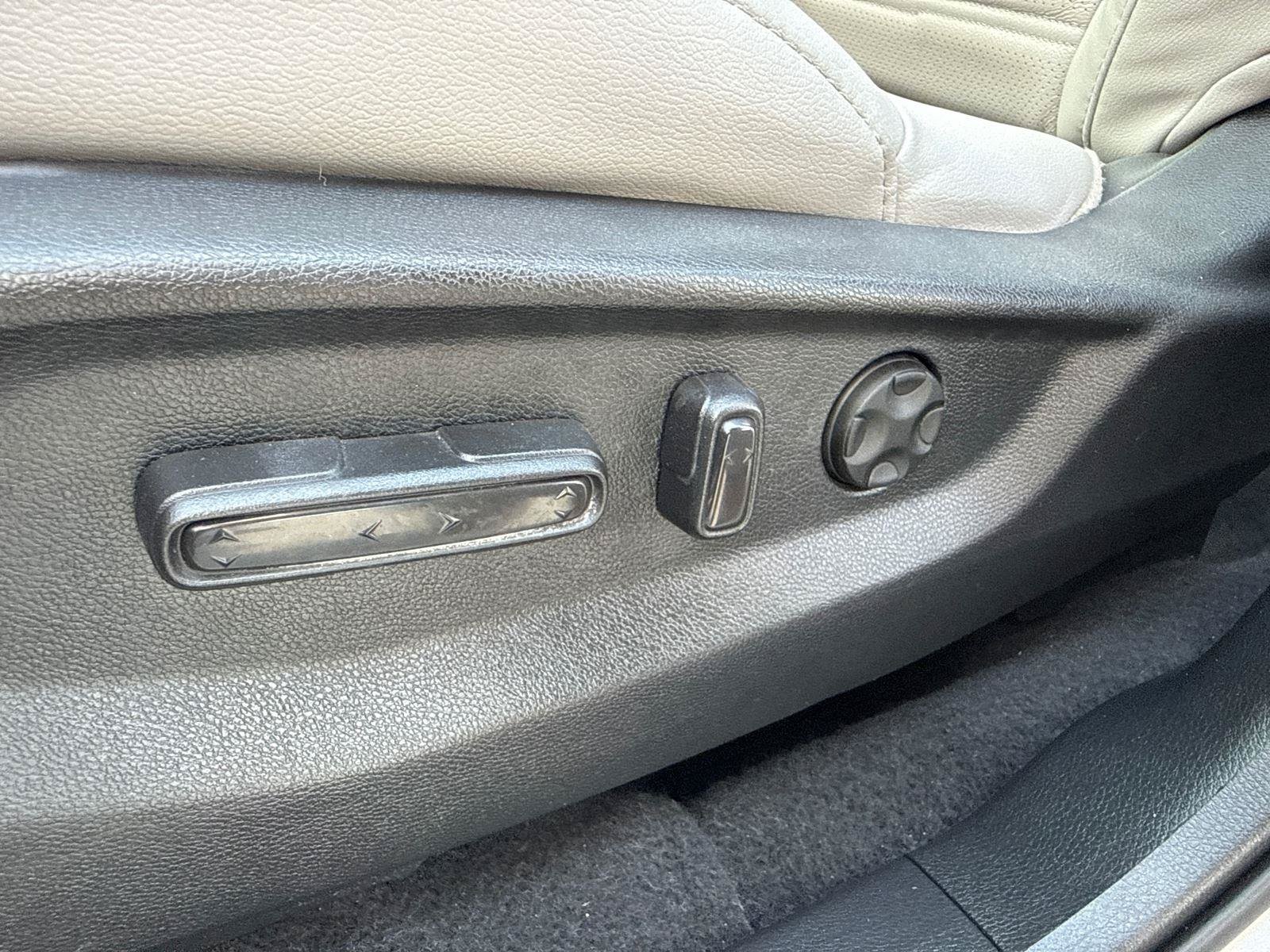 Used 2022 Honda CR-V EX-L image 13