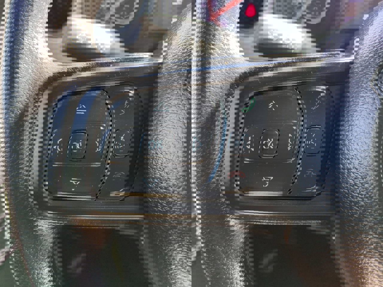 Used 2025 Jeep Wrangler Sport image 23