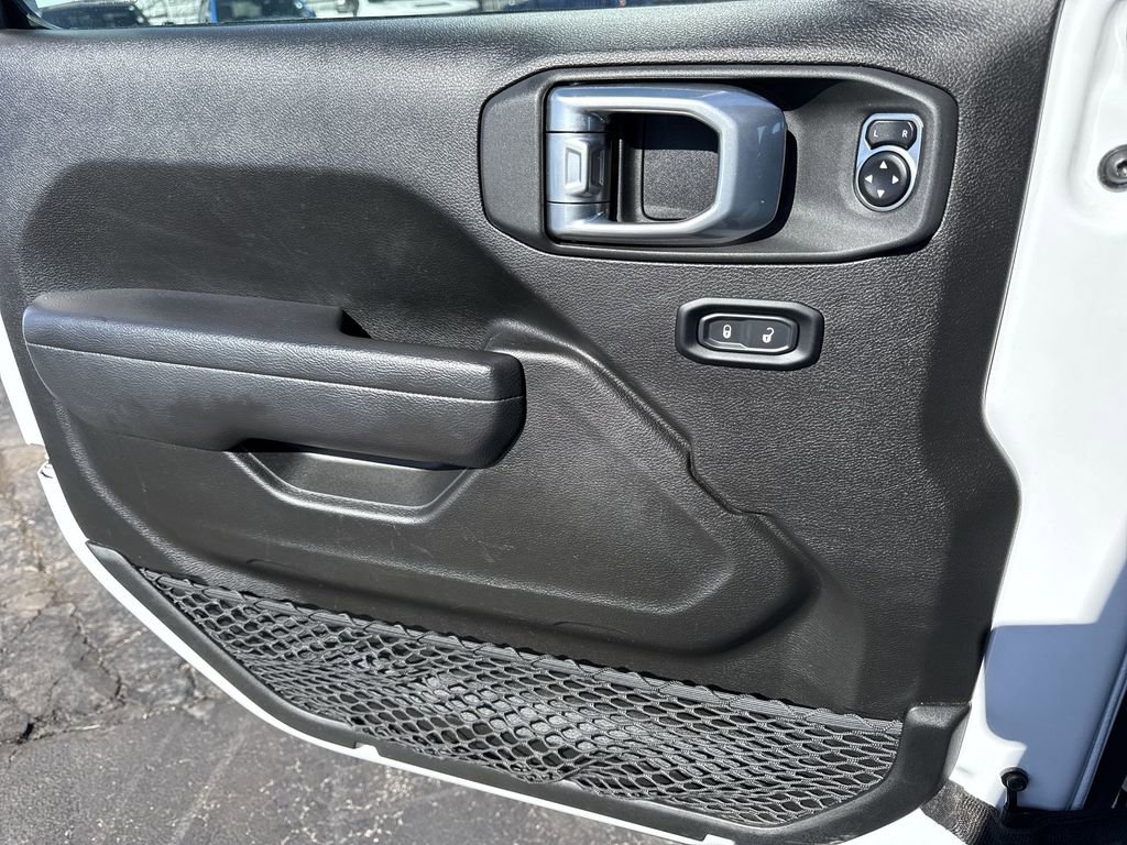 Used 2024 Jeep Wrangler Unlimited Rubicon image 26