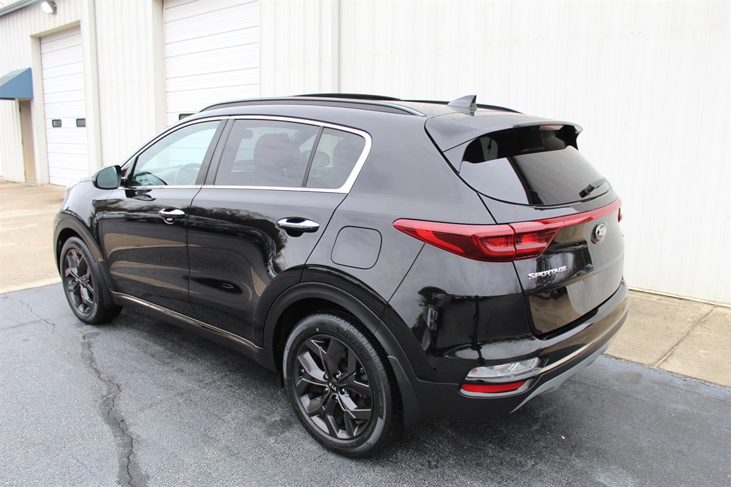 Used 2020 Kia Sportage S w/ S Sunroof Package image 4