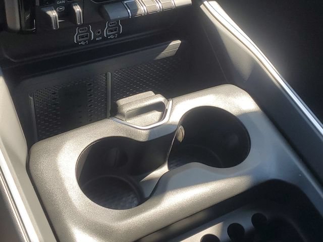 New 2026 RAM 1500 4x4 Crew Cab image 28