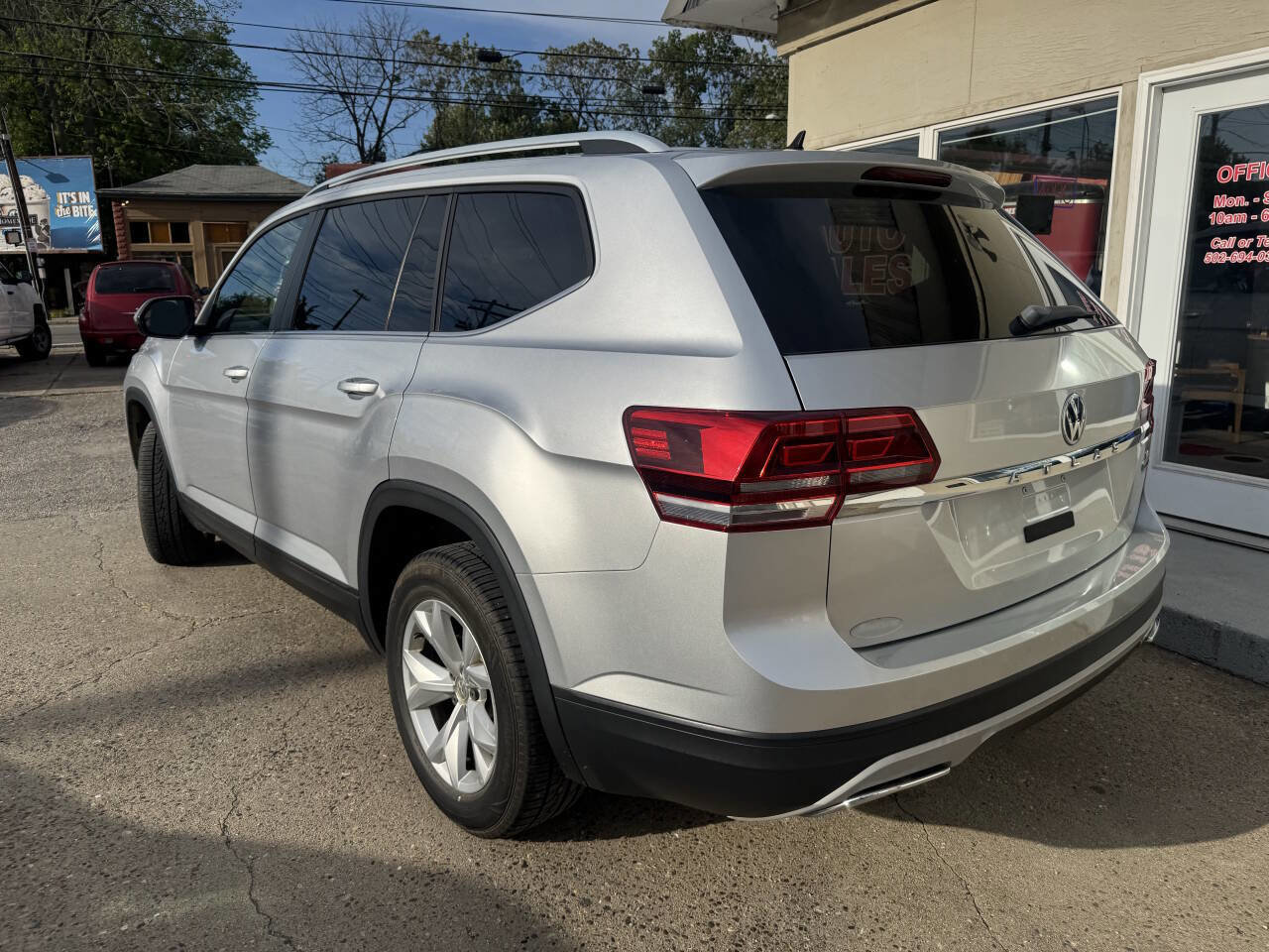Used 2018 Volkswagen Atlas S AWD/4WD image 5