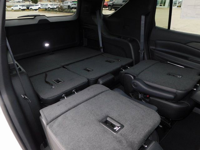 New 2026 Chevrolet Traverse LT w/ Driver Confidence Package image 29