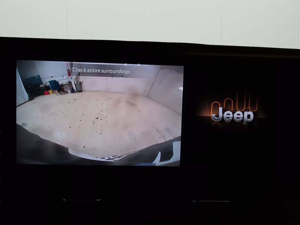 Used 2024 Jeep Wrangler Sport S image 25