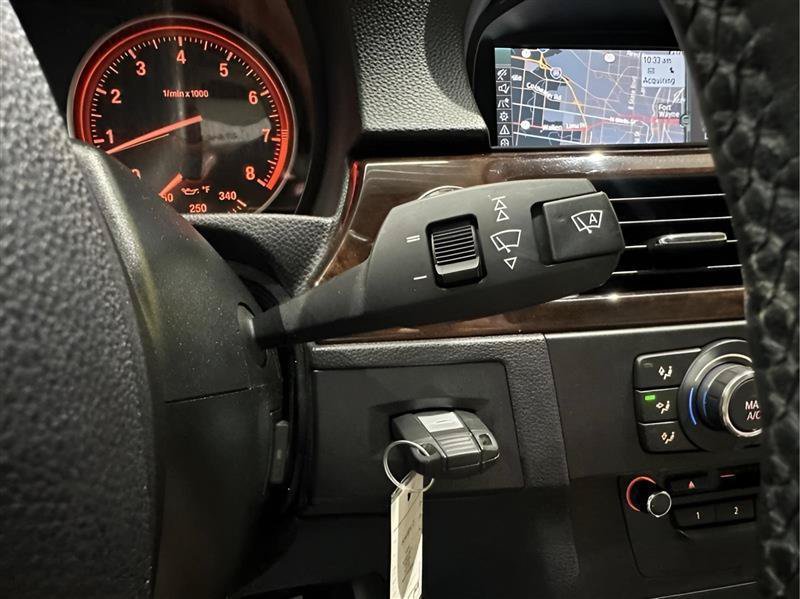 Used 2013 BMW 328i Convertible RWD image 16