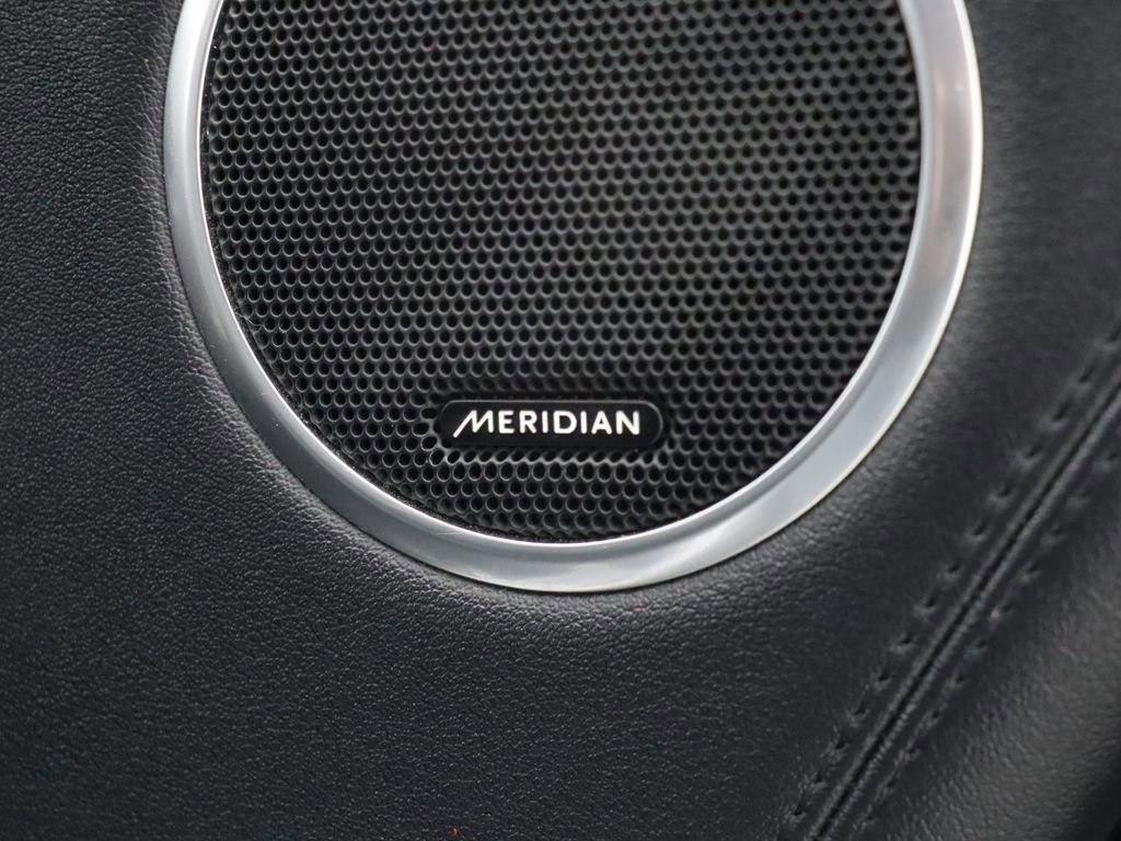 Used 2019 Land Rover Range Rover Long Wheelbase Supercharged image 26