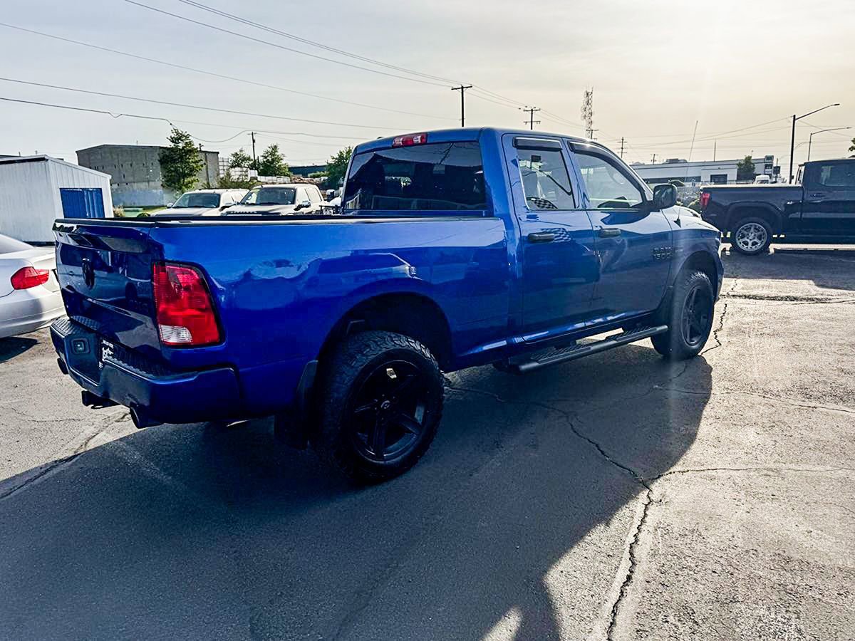 Used 2017 RAM 1500 Express w/ Express Value Package AWD/4WD image 6