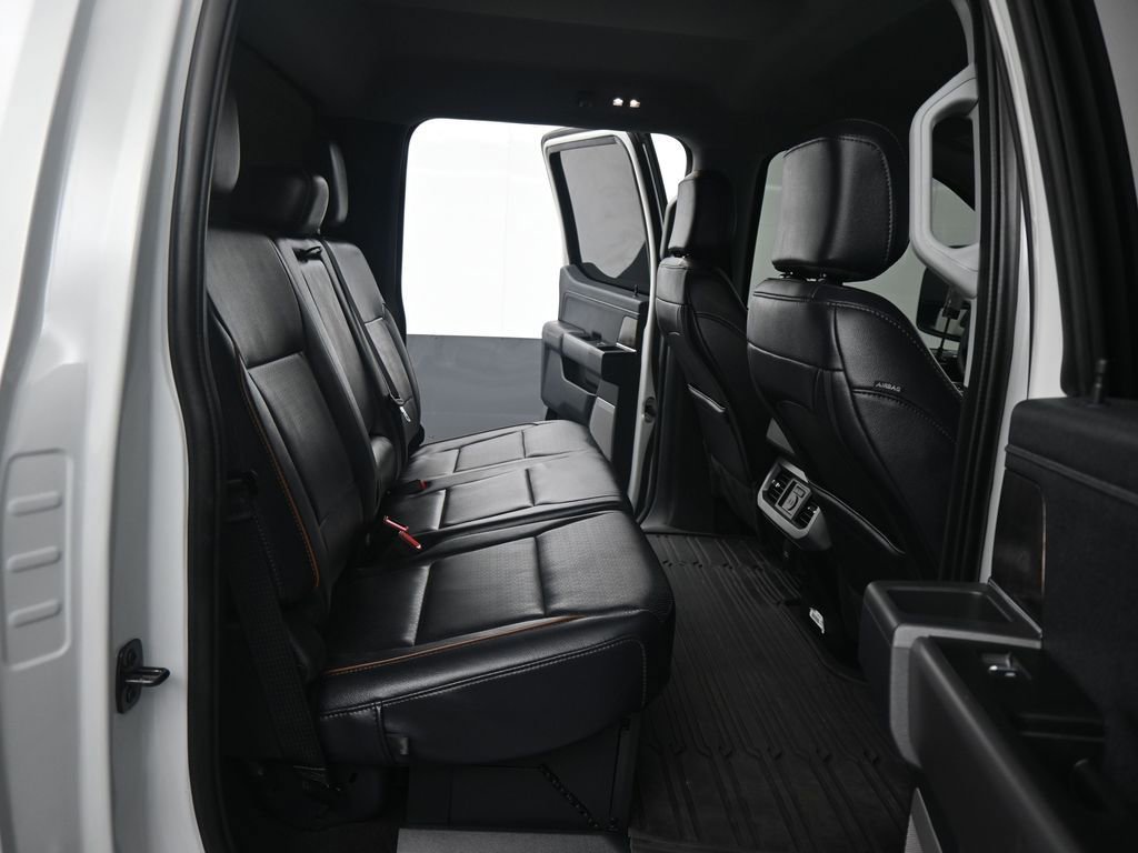 Used 2025 Ford F250 Lariat w/ FX4 Off-Road Package image 20