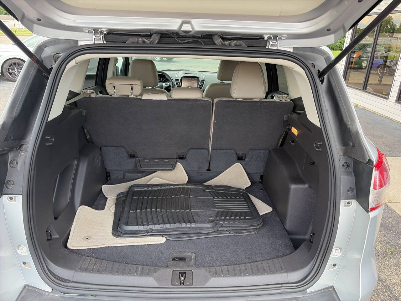 Used 2015 Ford Escape SE w/ Equipment Group 201A AWD/4WD image 10