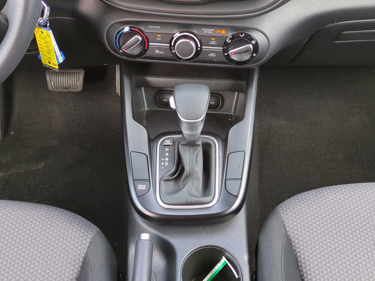 Certified 2025 Kia Soul LX w/ LX Technology Package FWD image 19