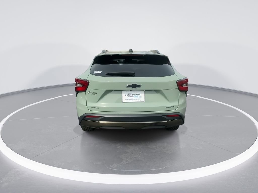 Used 2025 Chevrolet Trax ACTIV w/ Sunroof Package FWD image 7