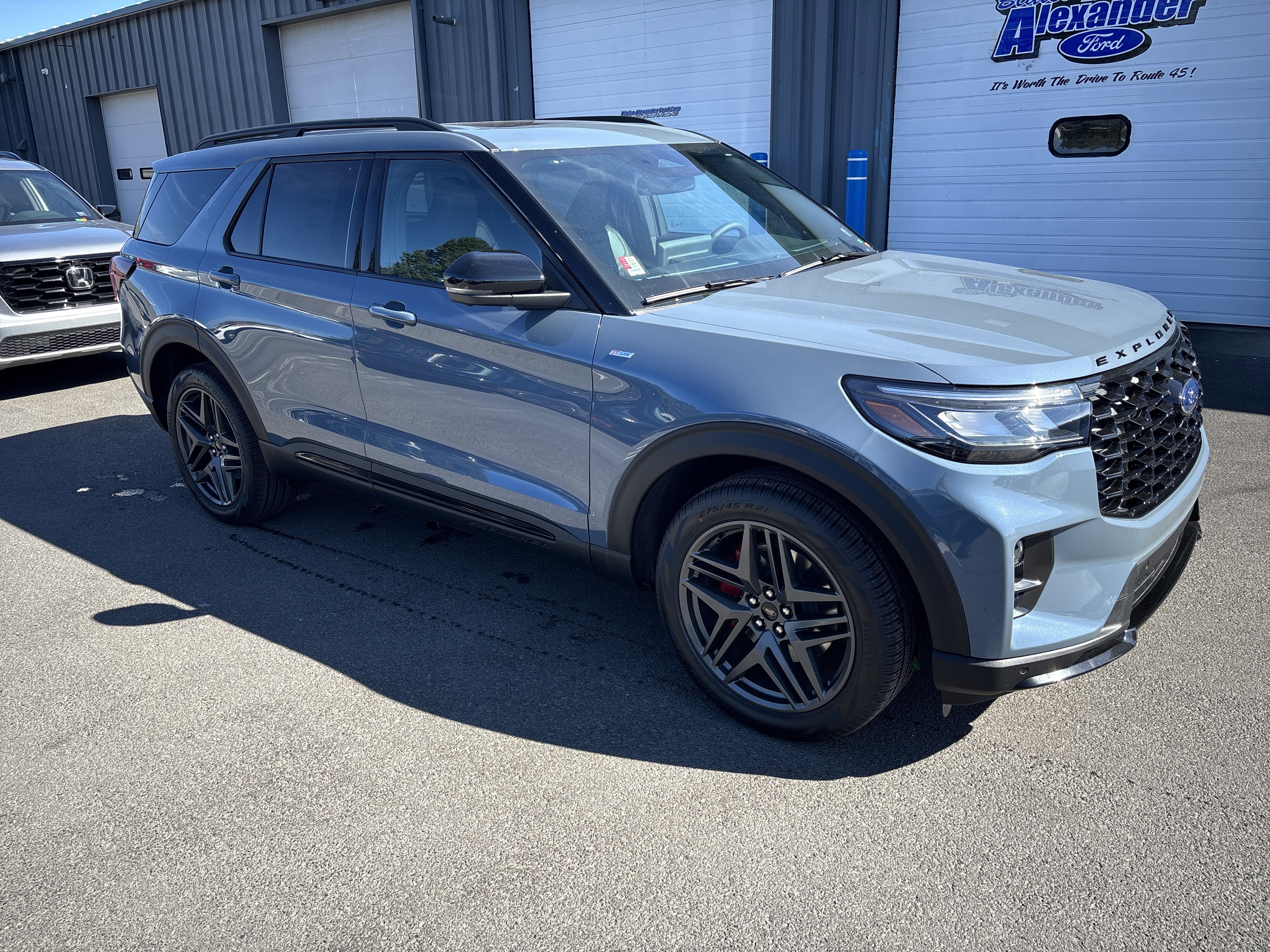 New 2025 Ford Explorer ST-Line