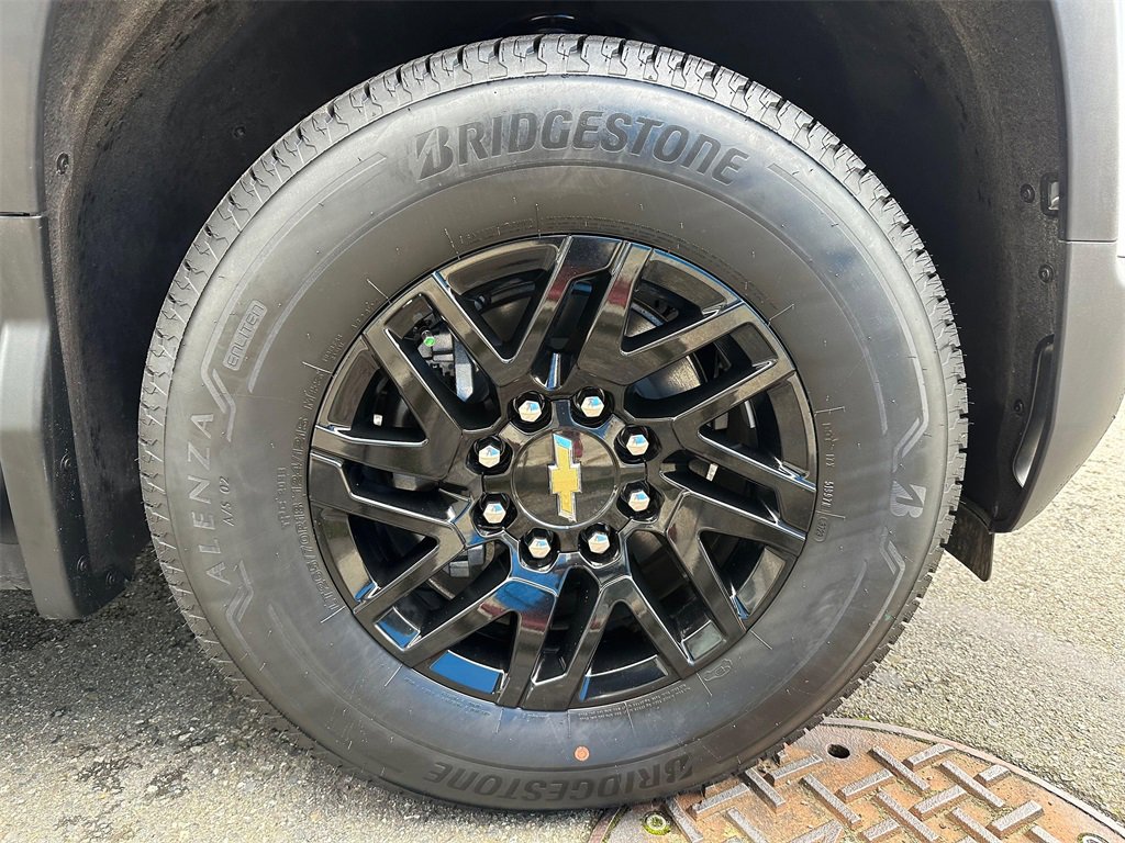 Used 2024 Chevrolet Silverado EV W/T image 9