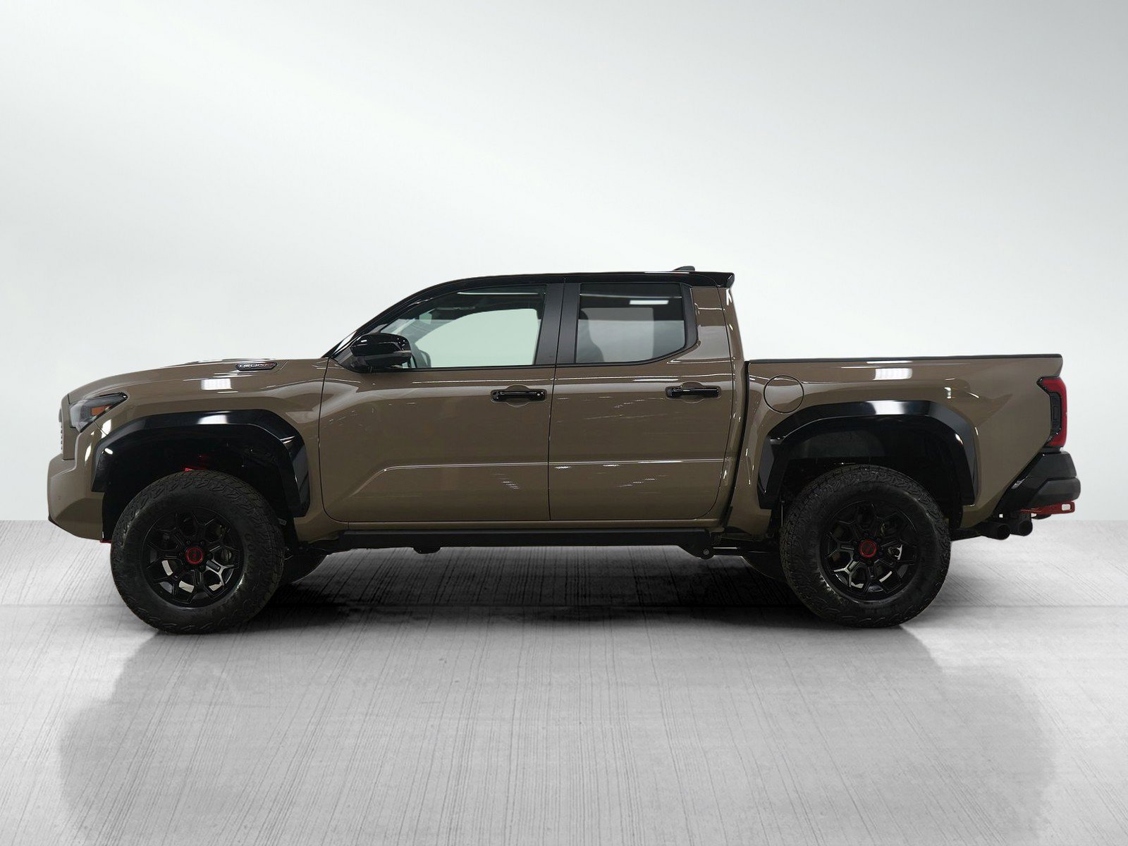 Used 2025 Toyota Tacoma TRD Pro image 2