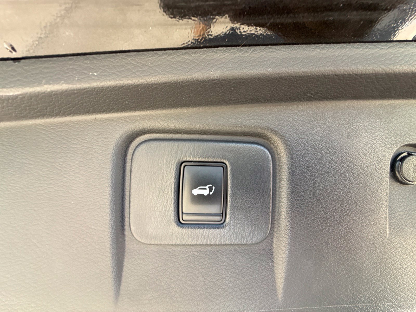 Used 2018 Nissan Murano Platinum w/ Cargo Package FWD image 18