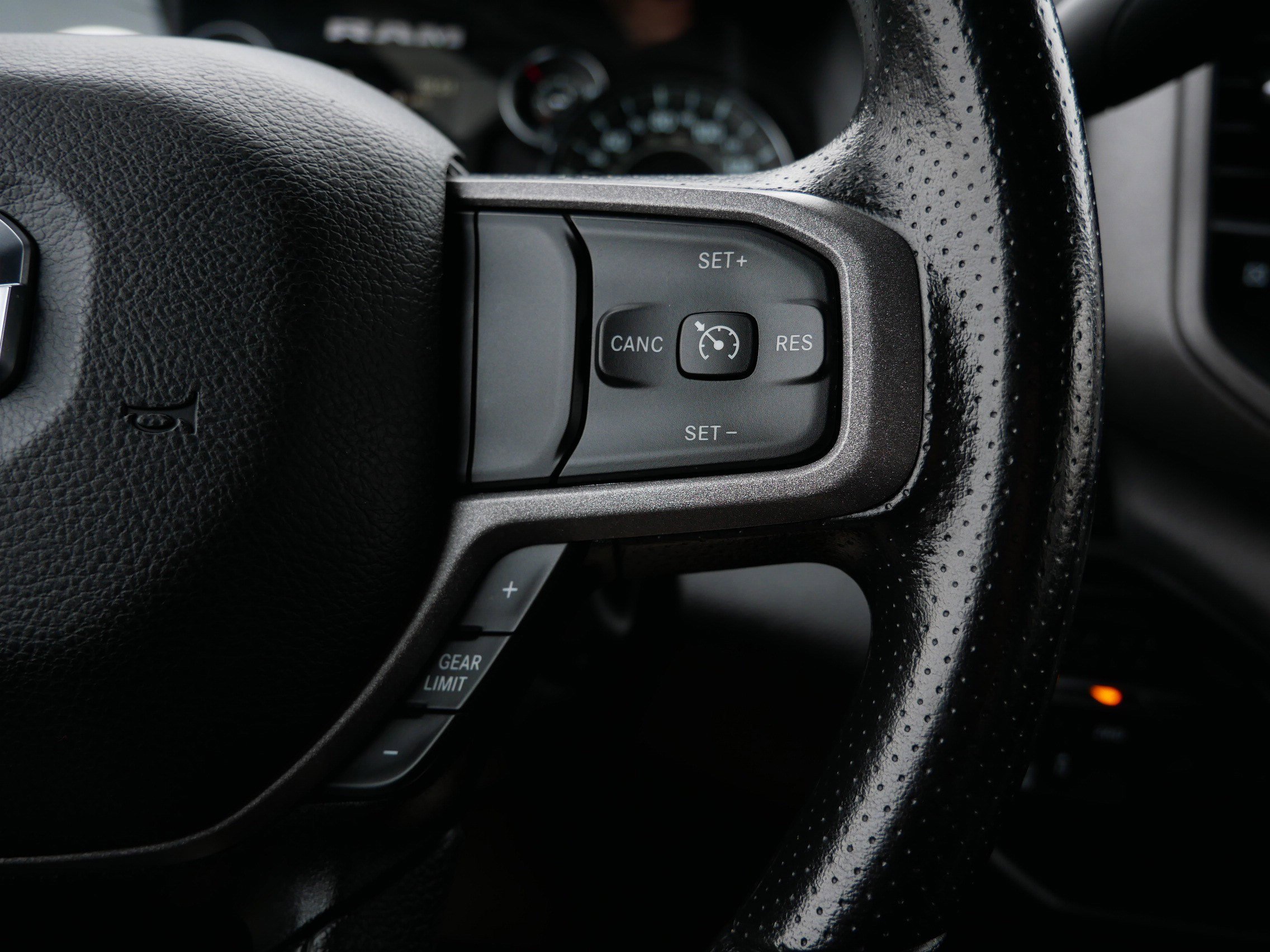 Used 2024 RAM 2500 Tradesman w/ Chrome Appearance Group image 34