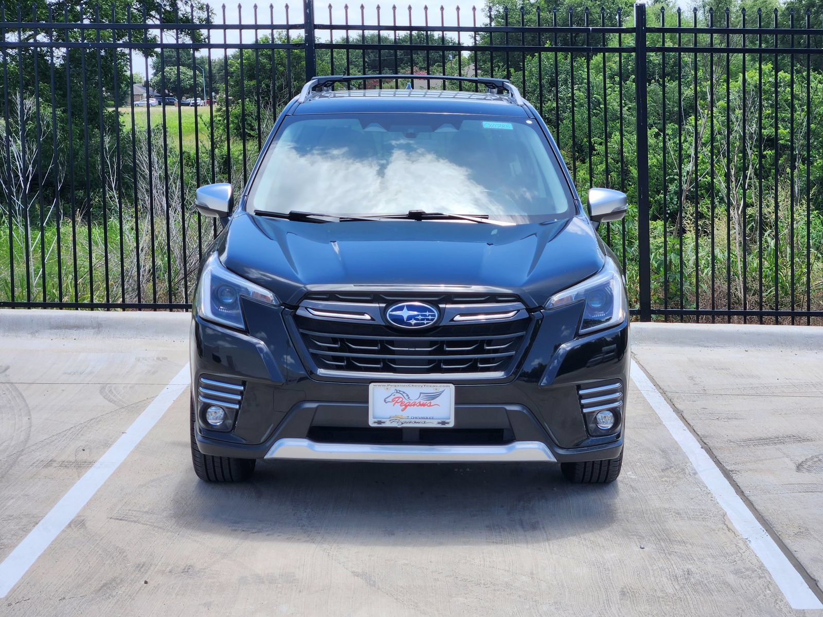 Used 2024 Subaru Forester Touring w/ POP Package 3 AWD/4WD image 6