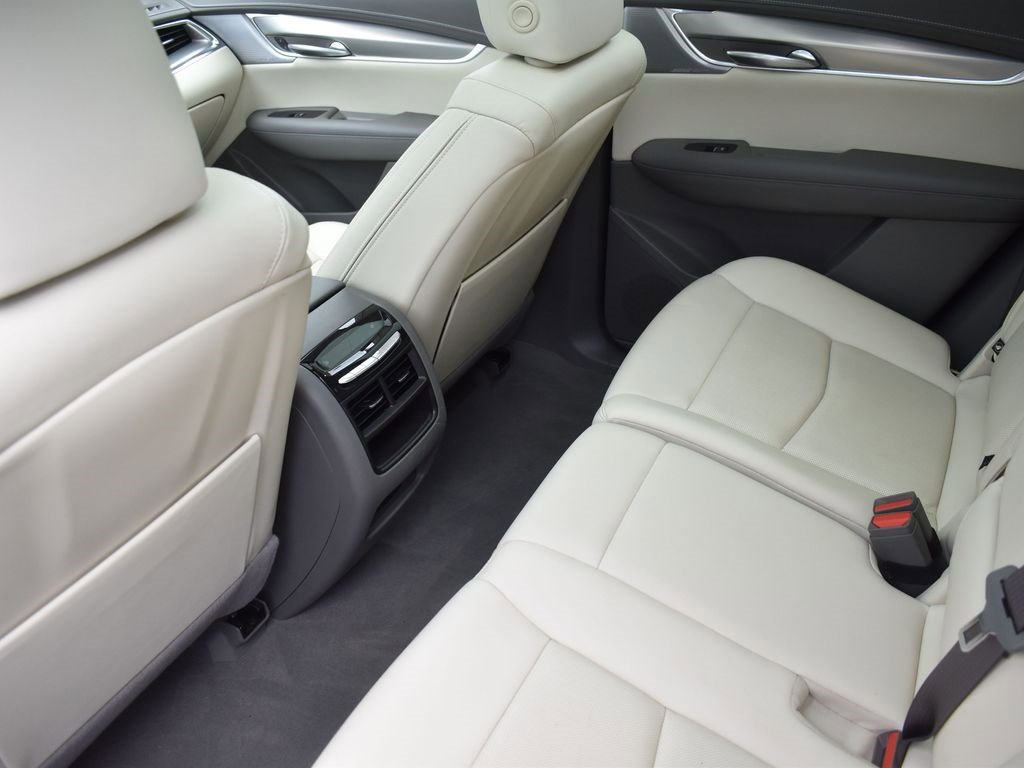 Certified 2023 Cadillac XT5 Premium Luxury image 25