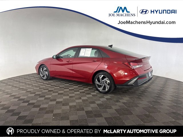 Certified 2025 Hyundai Elantra Sport image 9