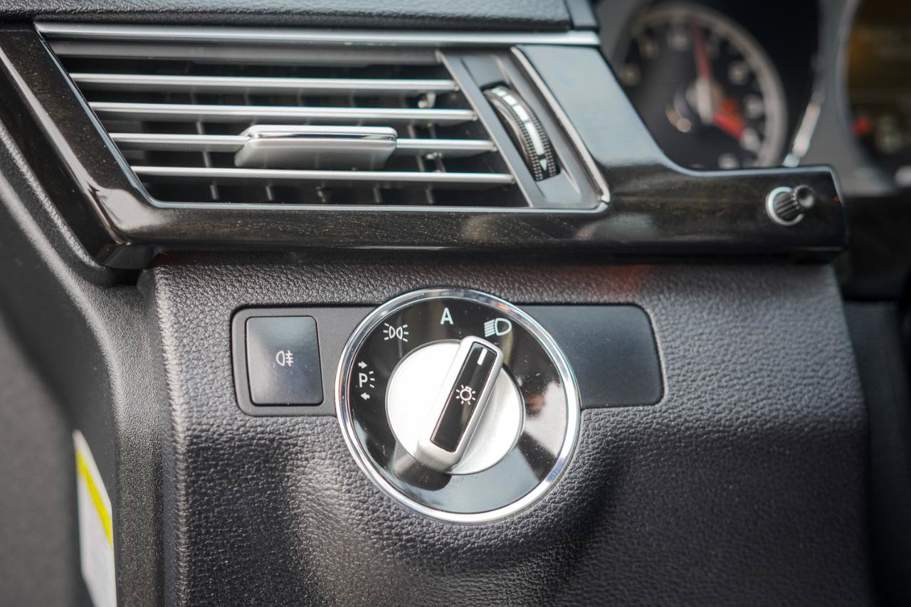 Used 2010 Mercedes-Benz E 63 AMG Sedan image 16