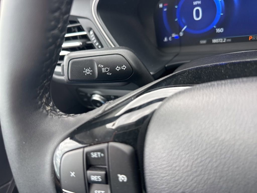 Used 2022 Ford Escape SEL w/ Technology Package image 24