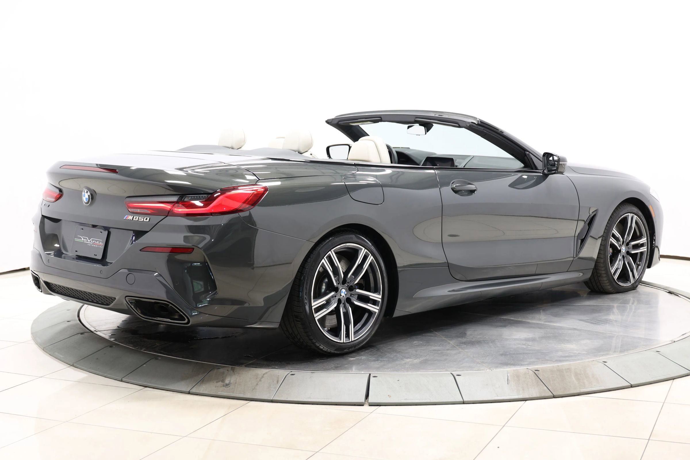 Used 2022 BMW M850i xDrive Convertible AWD/4WD image 4