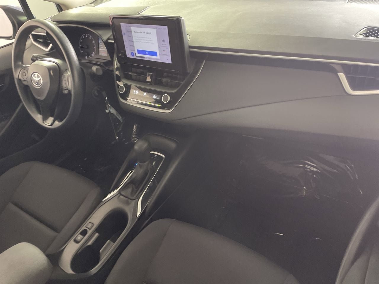 Used 2024 Toyota Corolla LE image 27