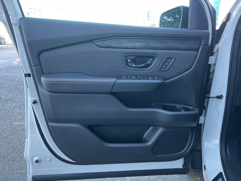 New 2026 Honda Passport TrailSport image 13