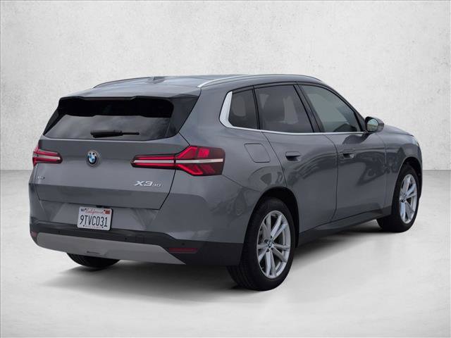 Used 2025 BMW X3 xDrive30i w/ Premium Package AWD/4WD image 5