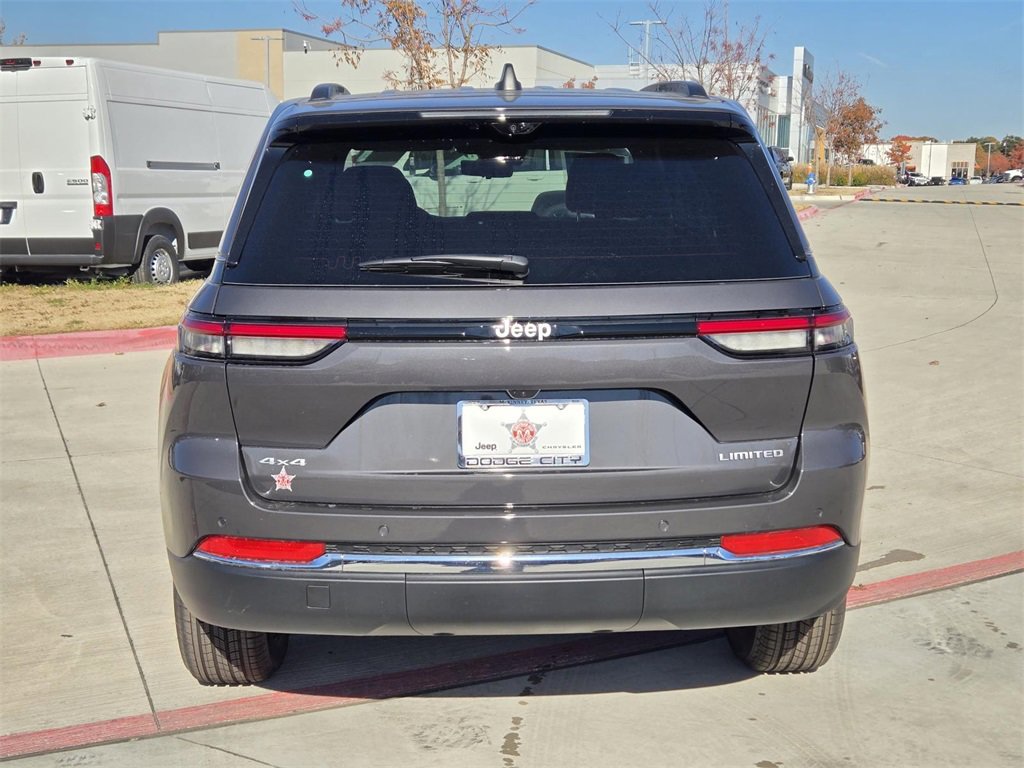 New 2025 Jeep Grand Cherokee Limited image 4