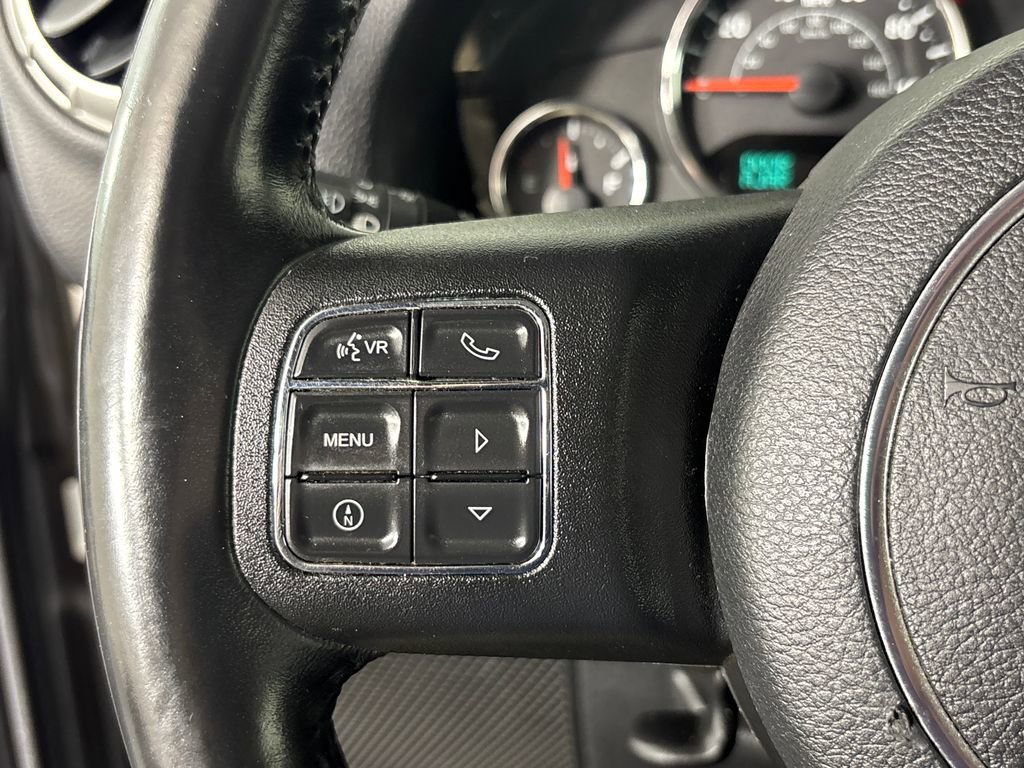 Used 2016 Jeep Wrangler Unlimited Sahara w/ Connectivity Group image 14