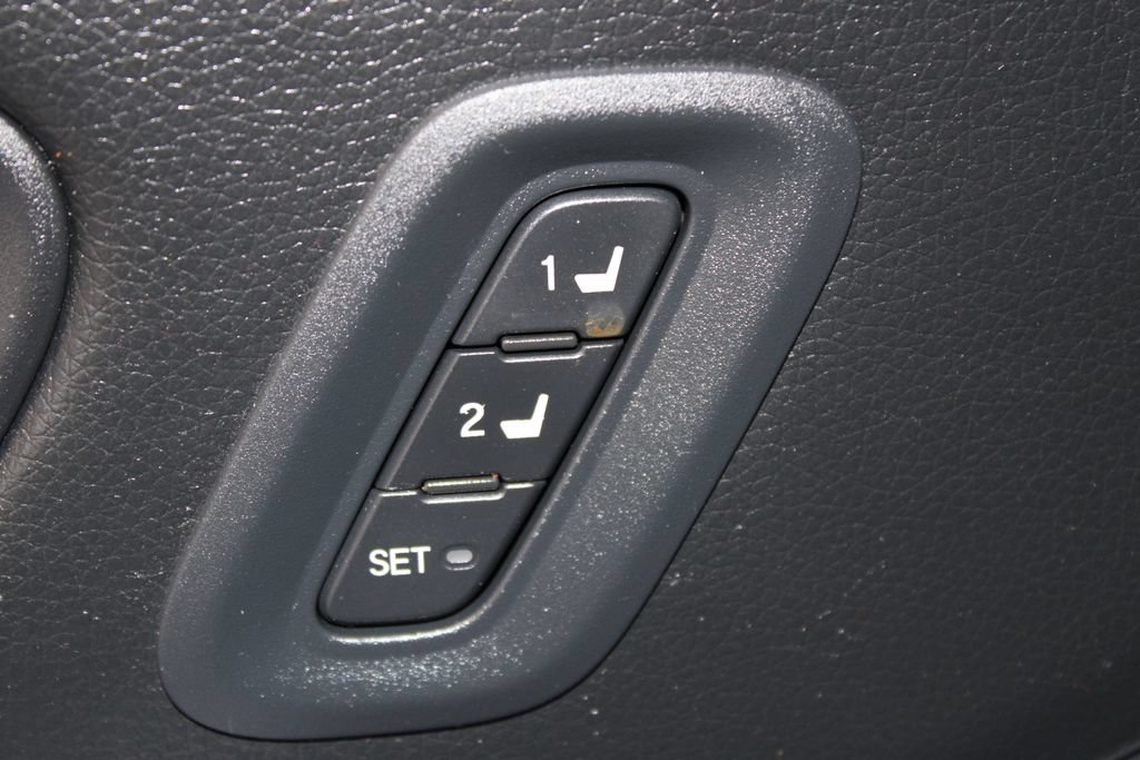 Used 2023 Honda Pilot Touring image 36