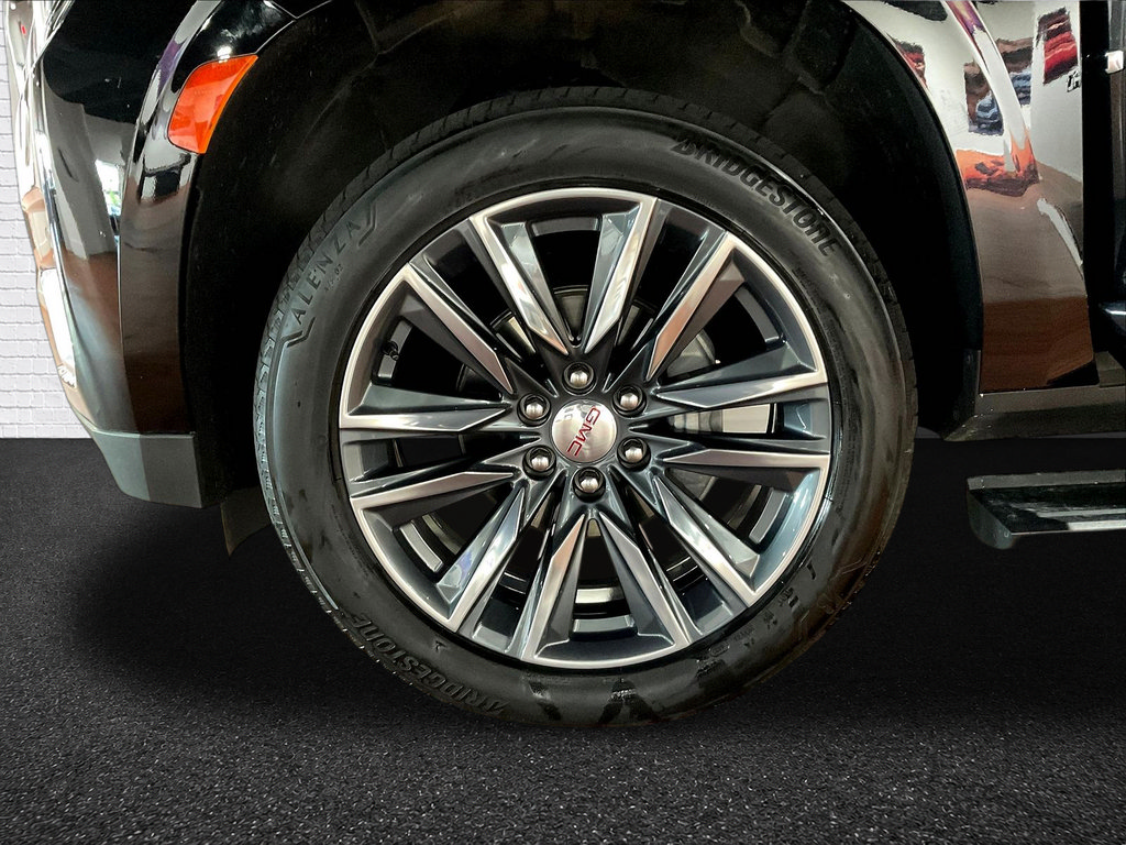 Used 2023 GMC Yukon XL Denali AWD/4WD image 34