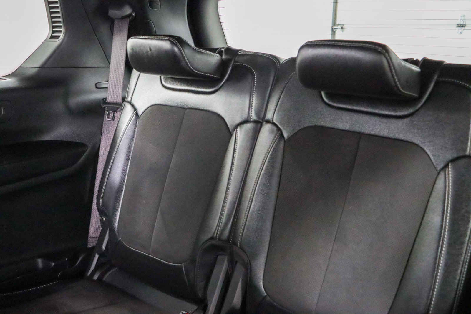 Used 2022 Jeep Grand Cherokee L Laredo image 25